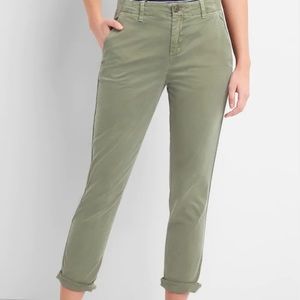 Gap green ankle pants